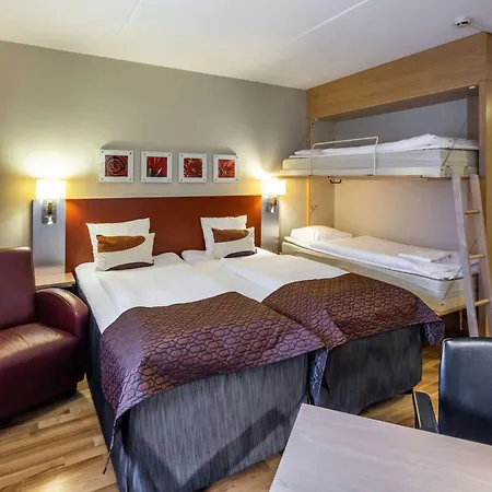 Scandic Hotell 3*