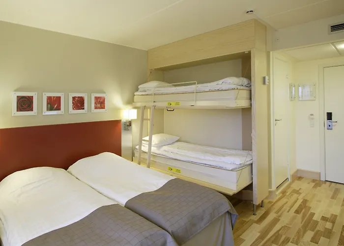 科灵斯堪迪克酒店 科灵